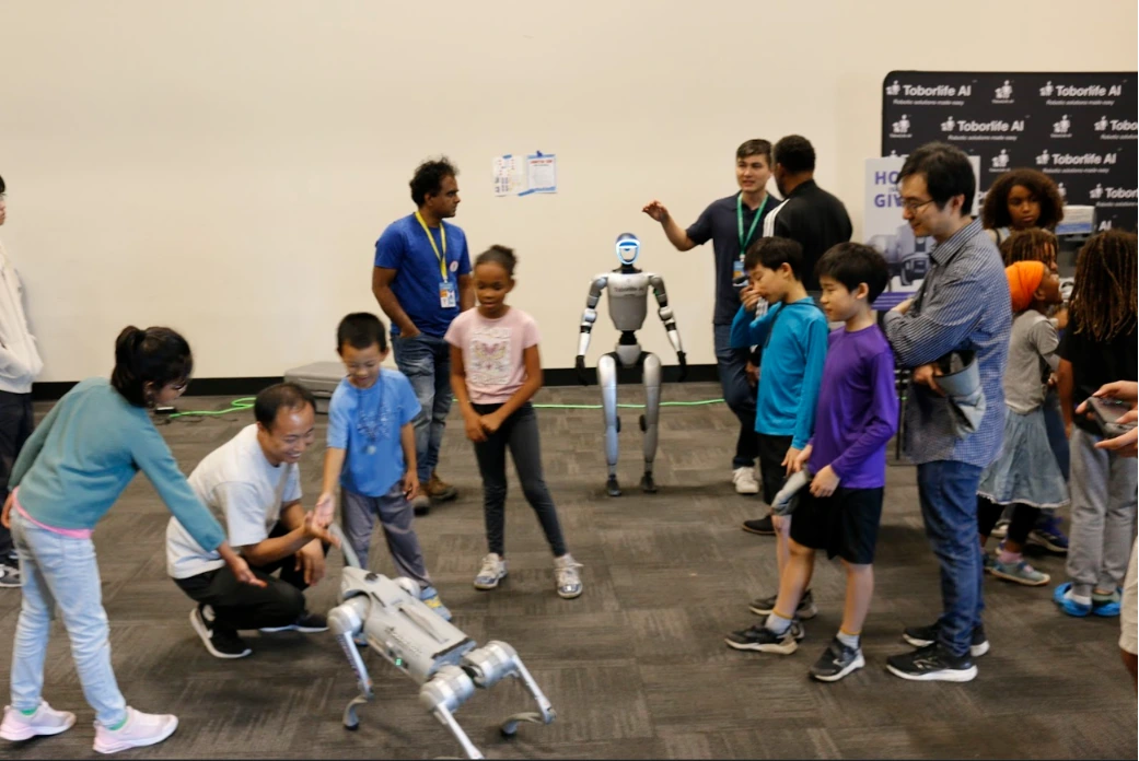 FTC Robot Intra-Claws Capture